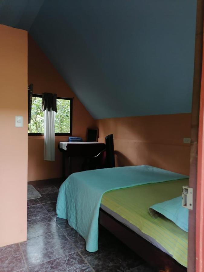 Los Chocuacos. Guácimo Esterno foto